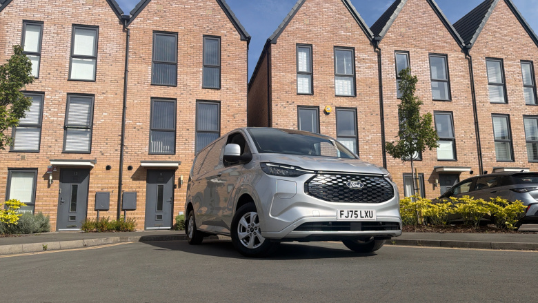 Ford Transit Custom E-320 L1 Rwd 100kW 65kWh H1 Van Limited Auto
